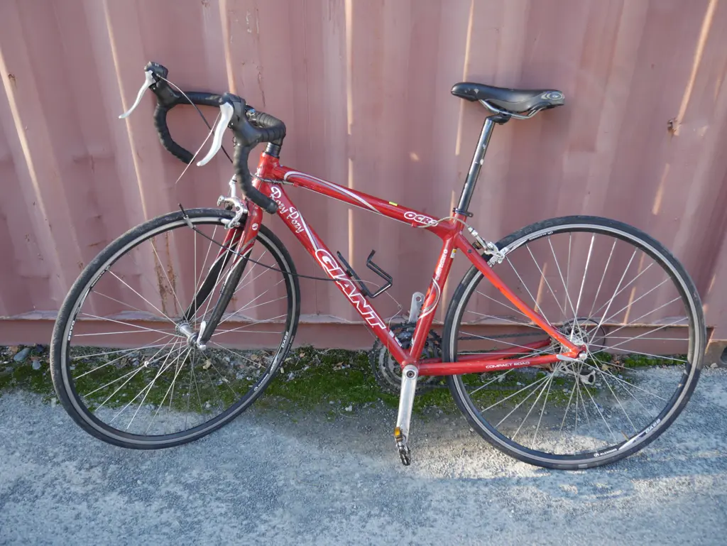 Giant road bike Image 1++