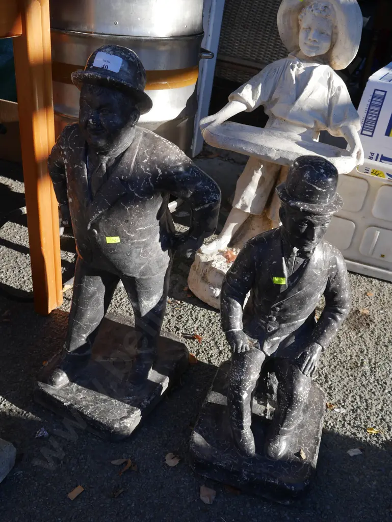 Two garden ornaments Image 1++