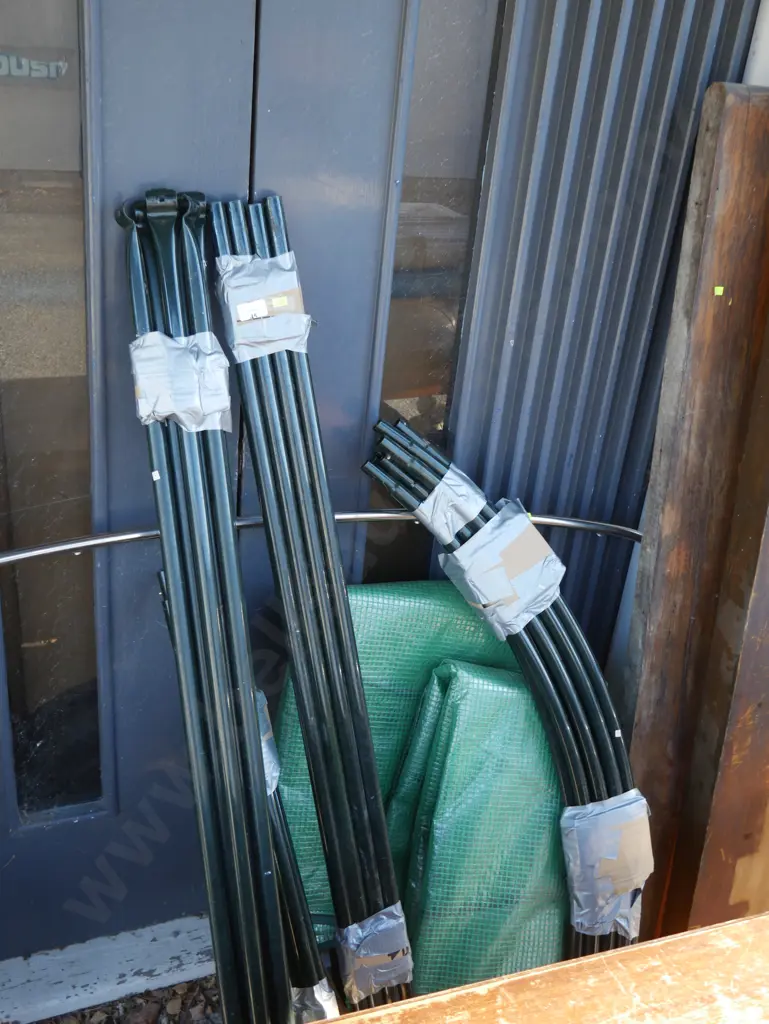 Garden tunnel house Image 1++