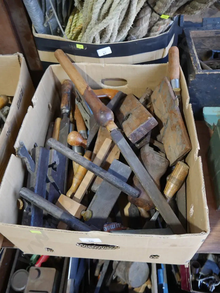 Assorted woodworking tools Image 1++