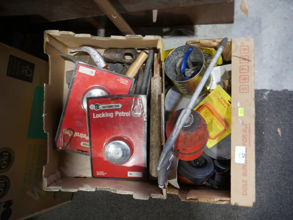 Assorted tools Image 1++