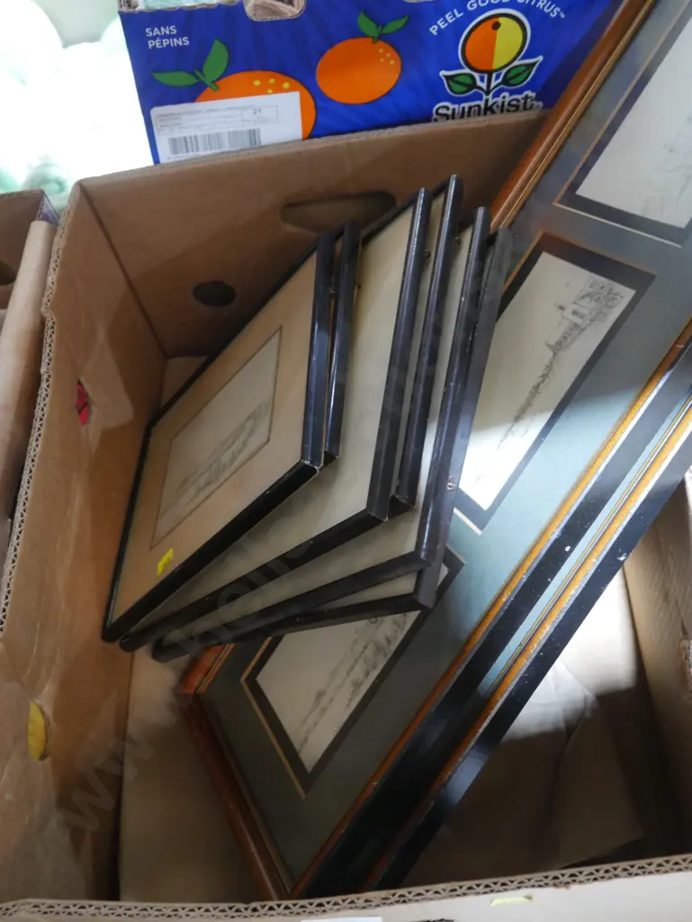 Box of framed prints Image 1++