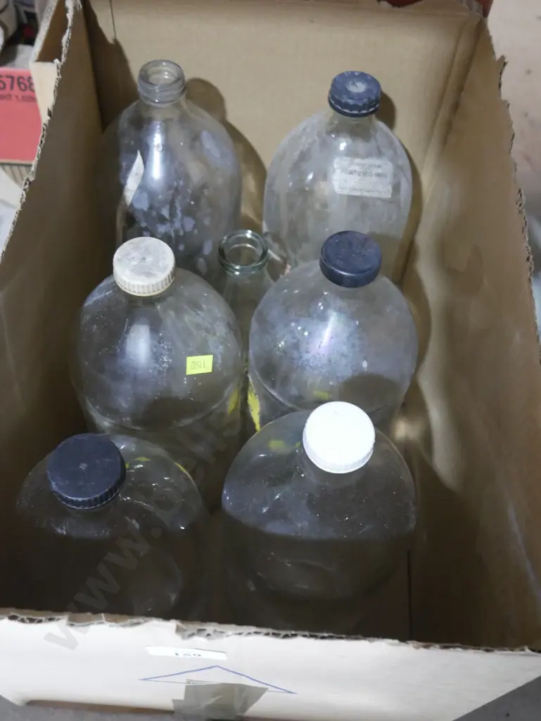 Box of flagons Image 1++