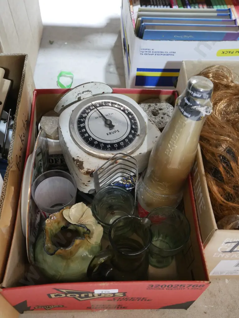 Scale, glasses etc Image 1++