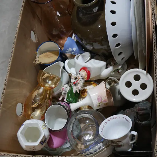 China, glassware, ornaments