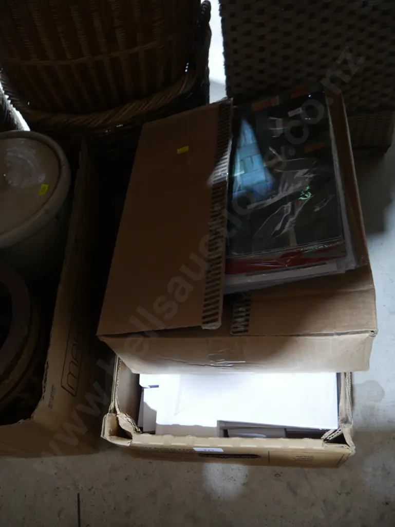 Assorted paper craft packs Image 1++