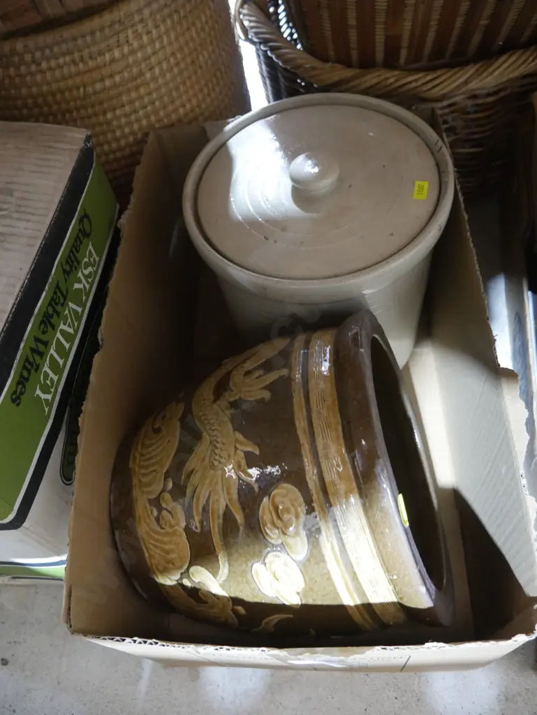 Plant pot and stone crock Image 1++