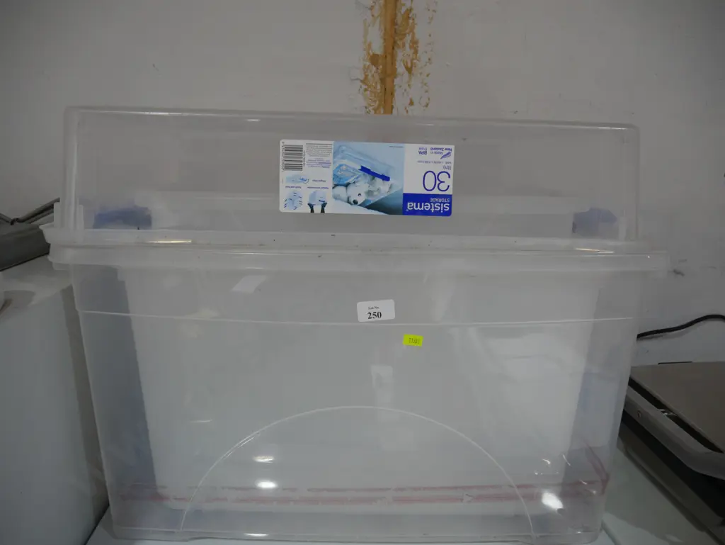 Storage containers Image 1++