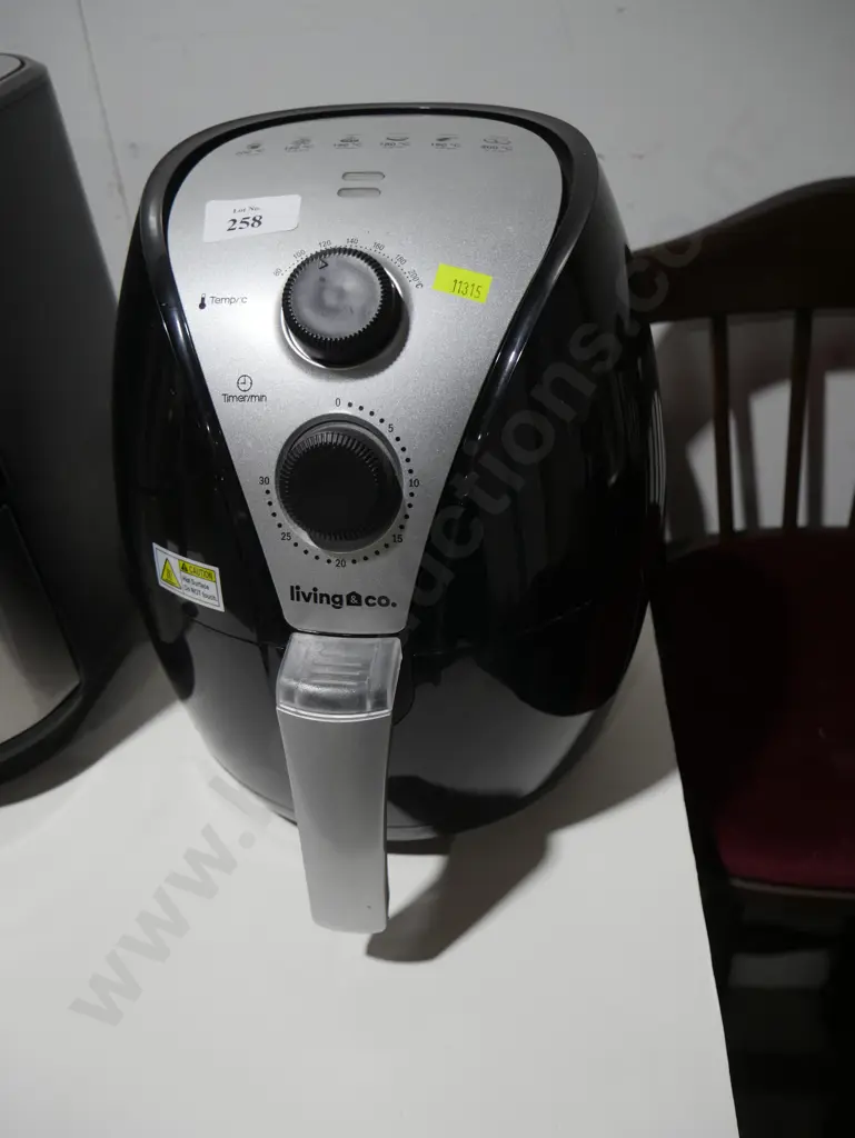 Living and co air fryer Image 1++