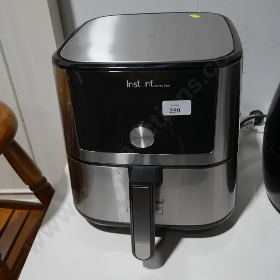 Instant vortex plus air fryer
