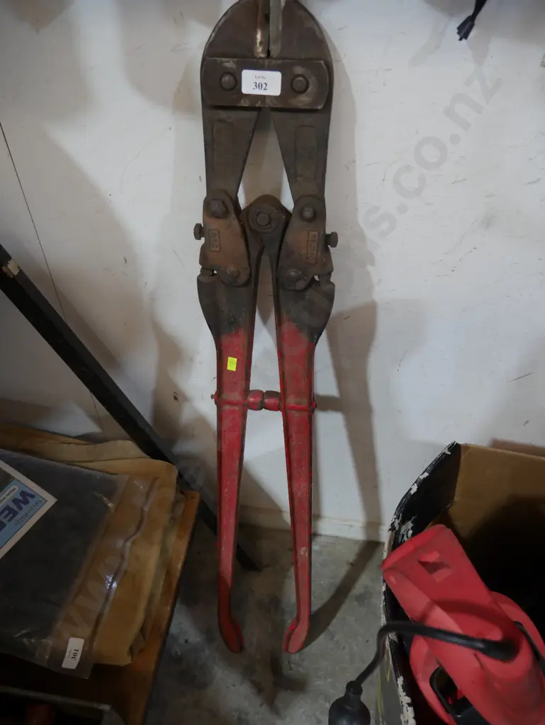 Bolt cutters Image 1++