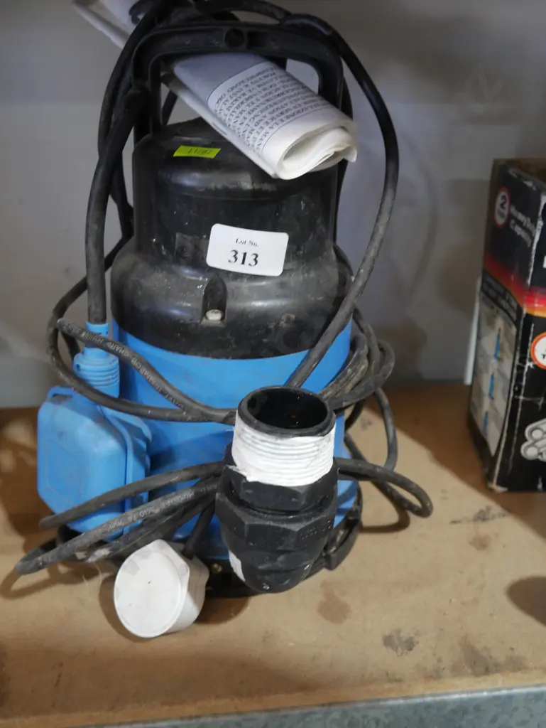 Submersible water pump Image 1++