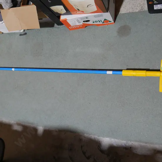 Window washing brush