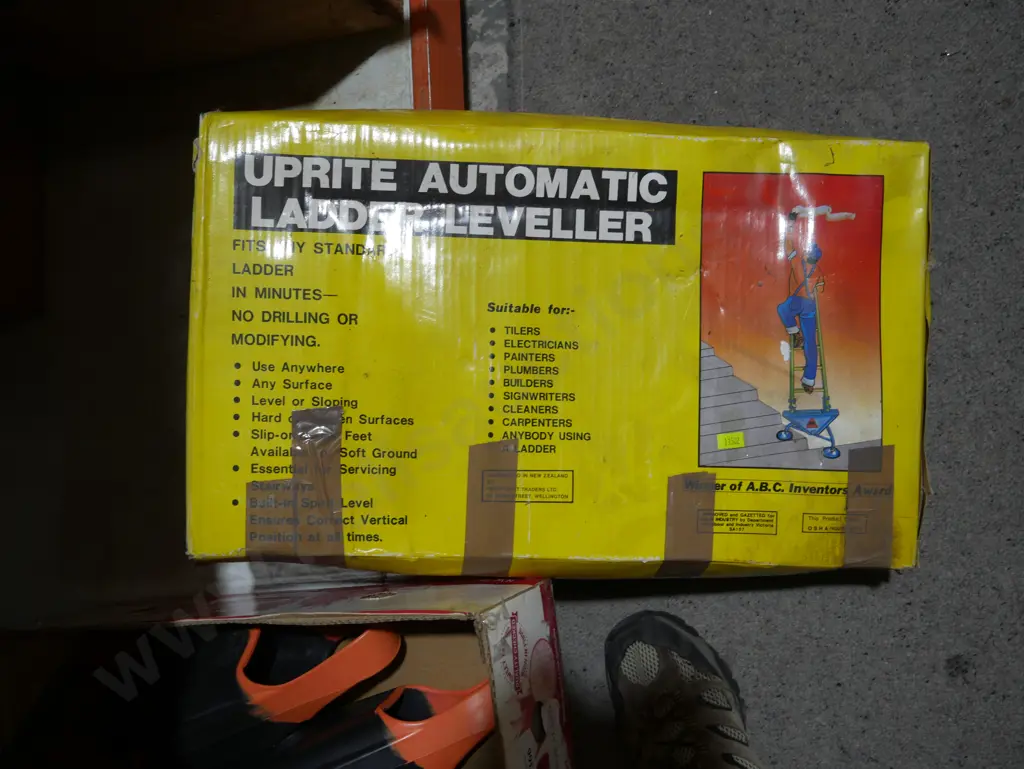 Upright automatic ladder lever Image 1++