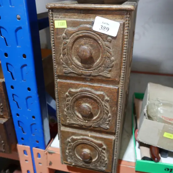 Sewing machine drawers