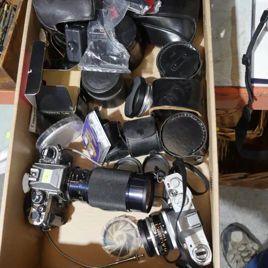 Assorted cameras etc