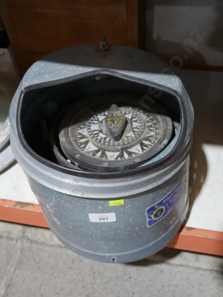 Ships compass Image 1++