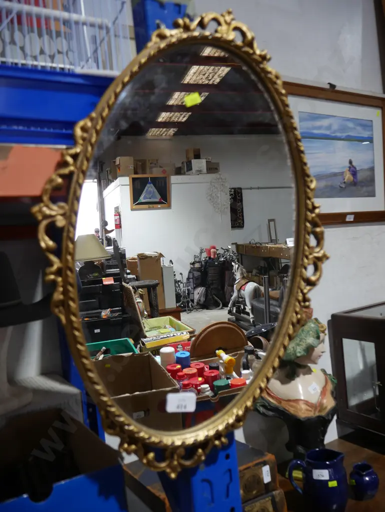 Gilt frame mirror Image 1++