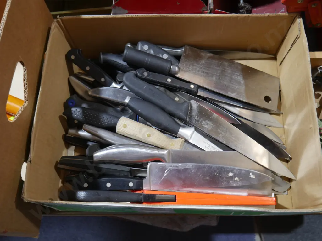 Assorted knives Image 1++