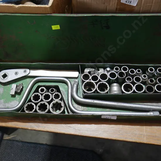 Socket set