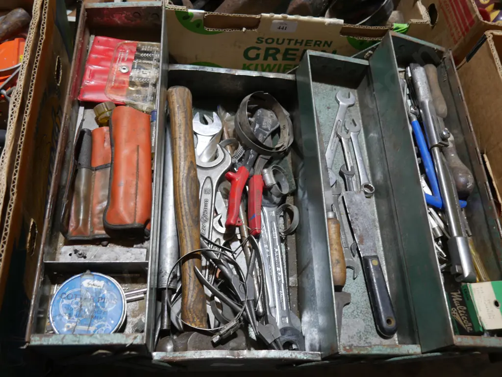 Toolbox and contents Image 1++