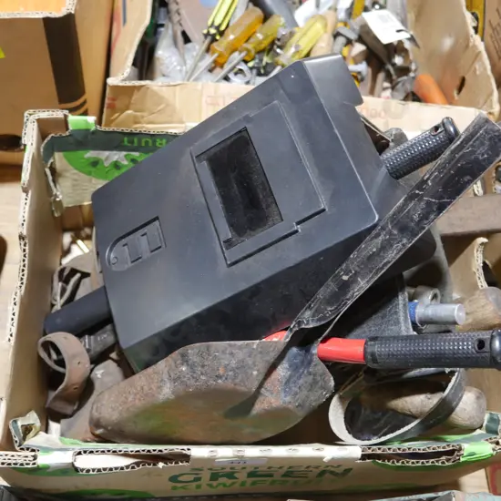 Assorted workshop sundries