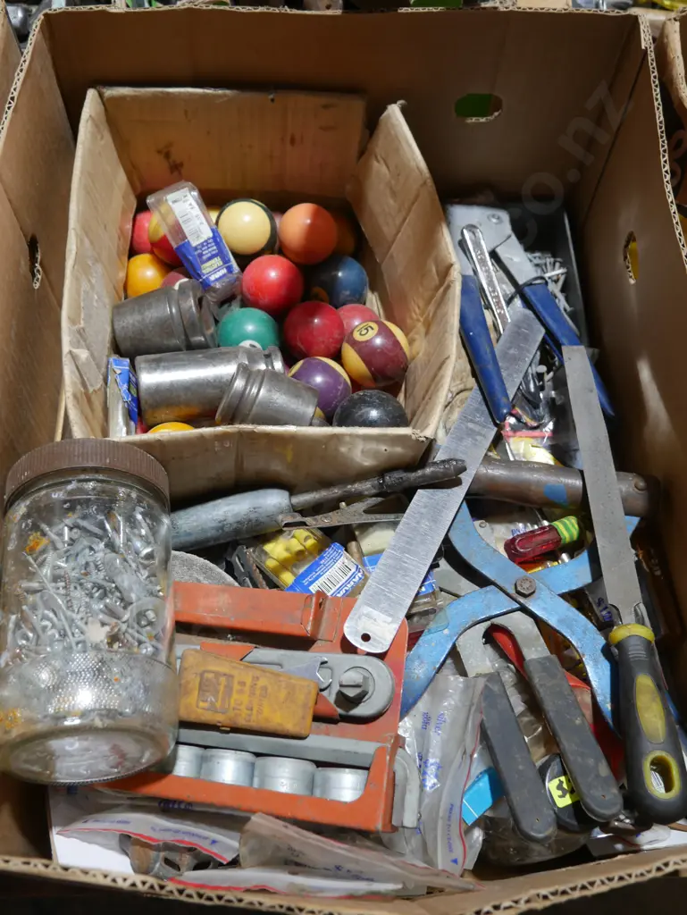 Assorted workshop tools and pool balls Image 1++