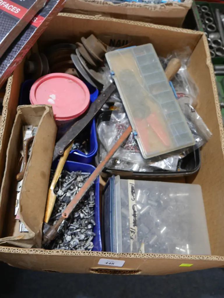 Assorted sockets, screws etc Image 1++