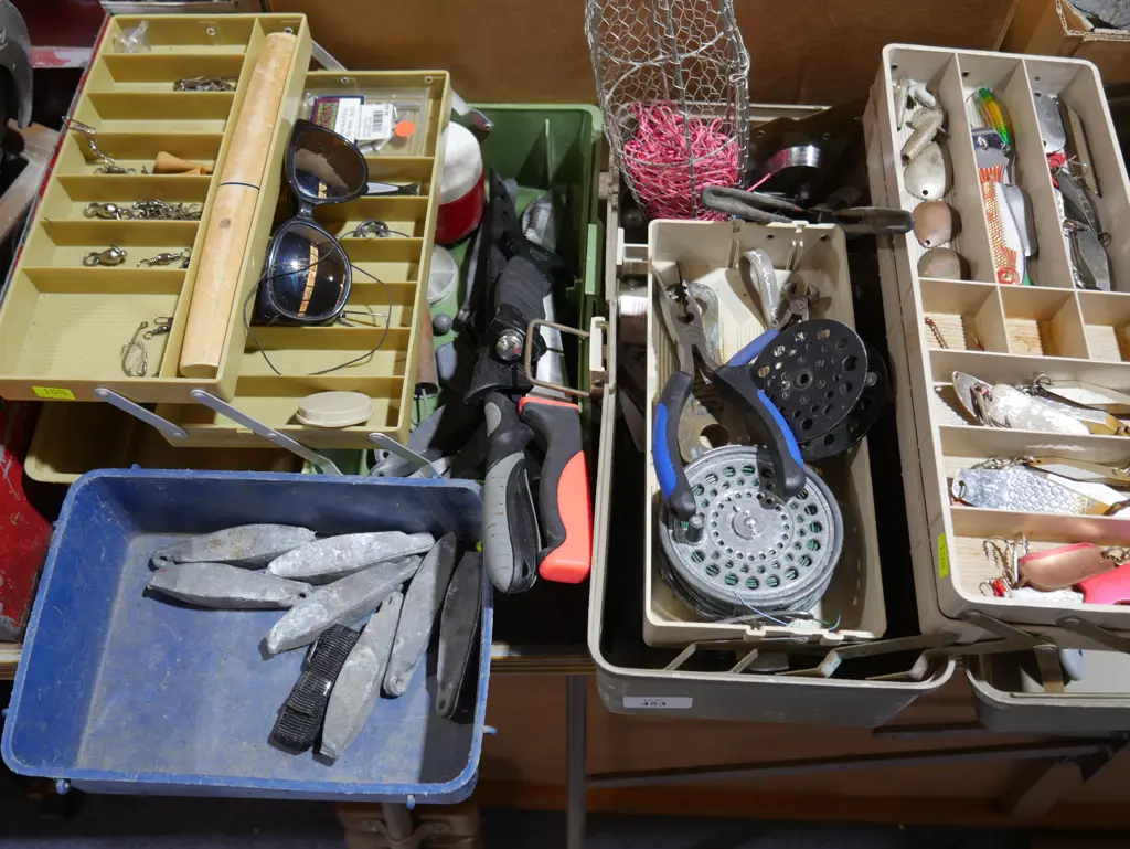 Fishing equipment etc Image 1++