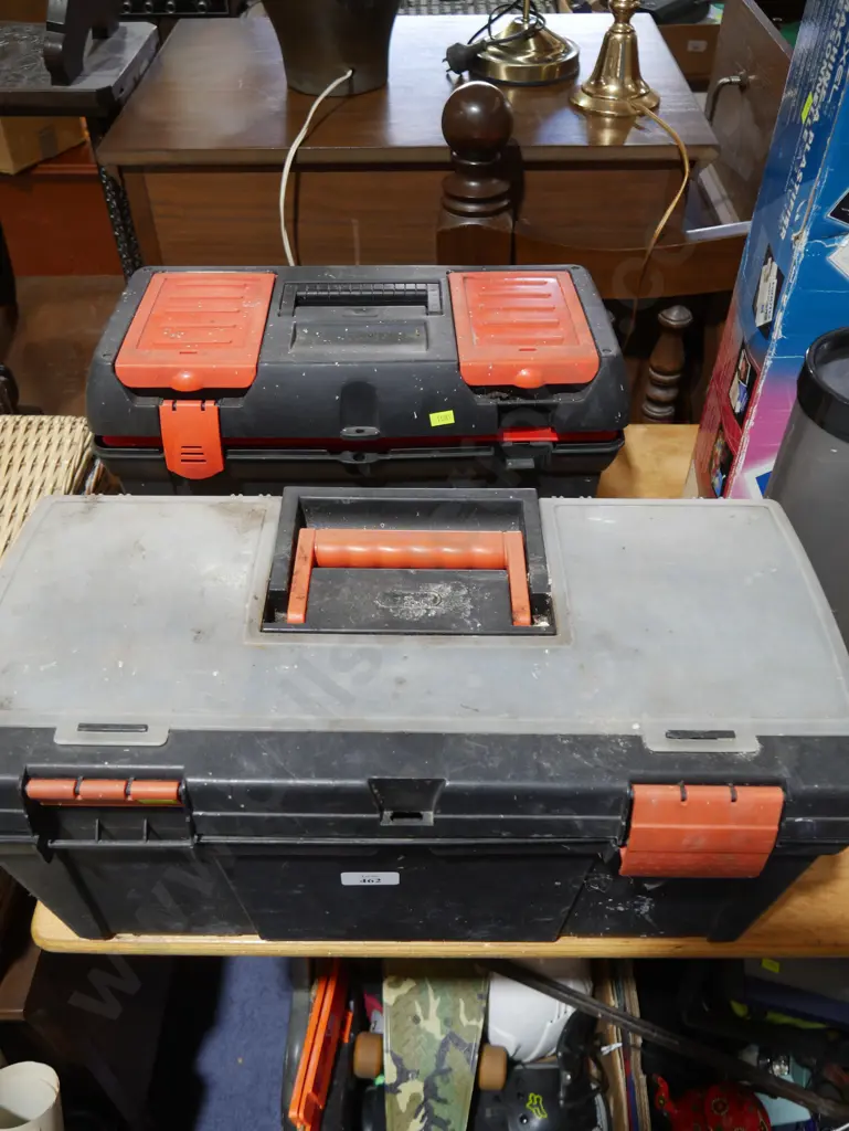 Toolbox and contents Image 1++