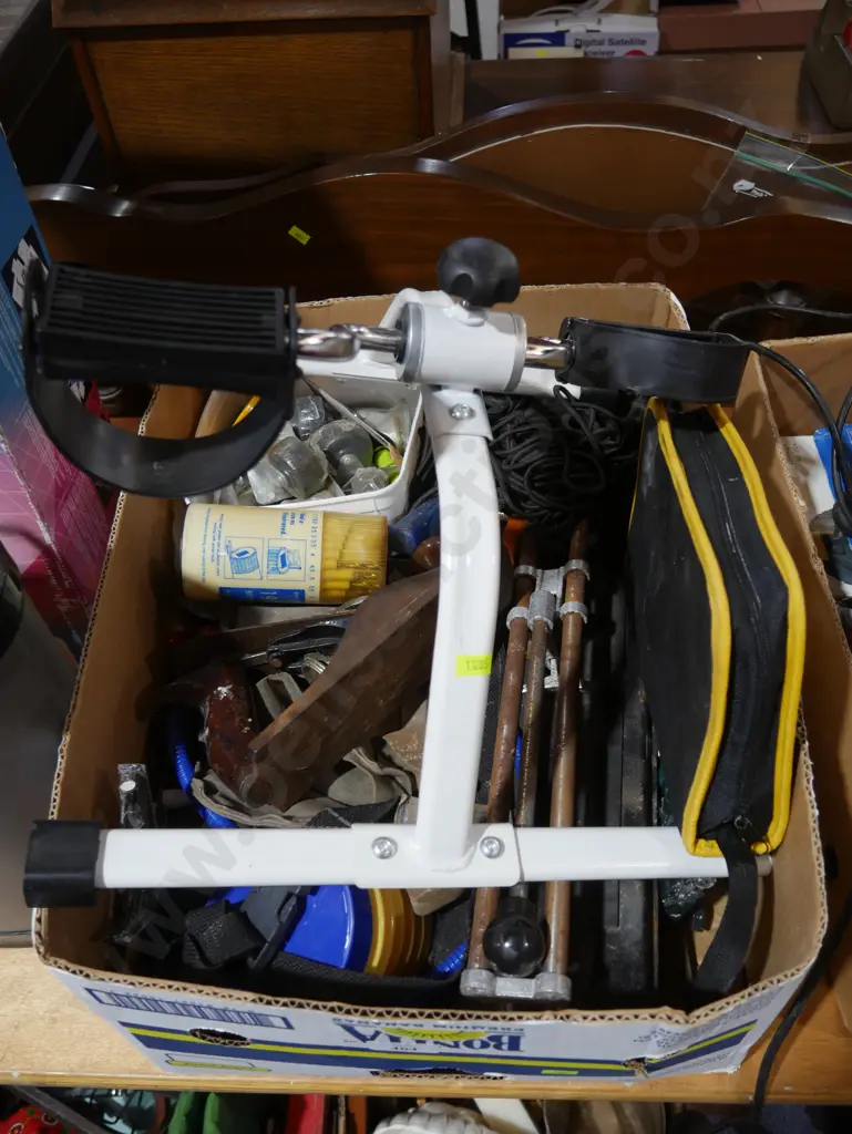 Garage sundries Image 1++