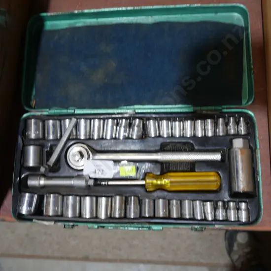 Socket set