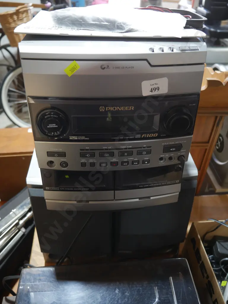 Pioneer stereo Image 1++