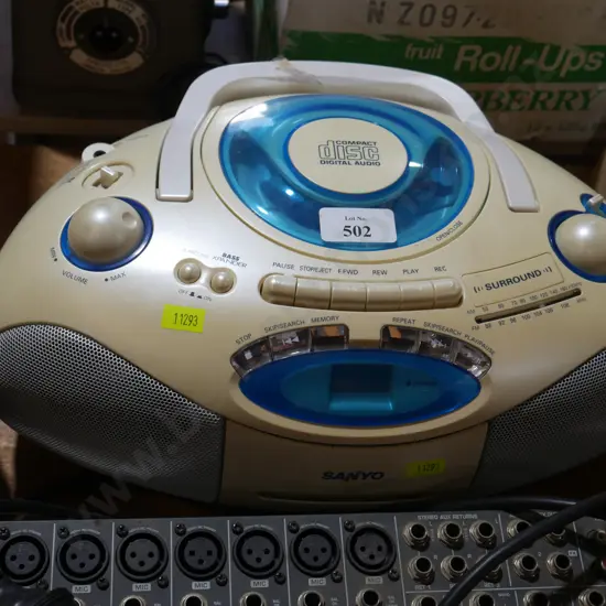 Funny CD radio player