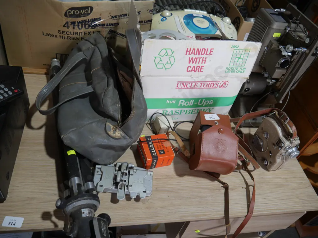 Film projector and accessories Image 1++