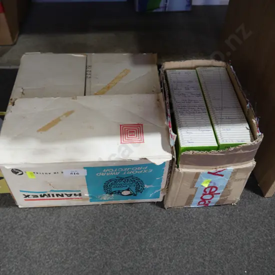 Slide projector and slides