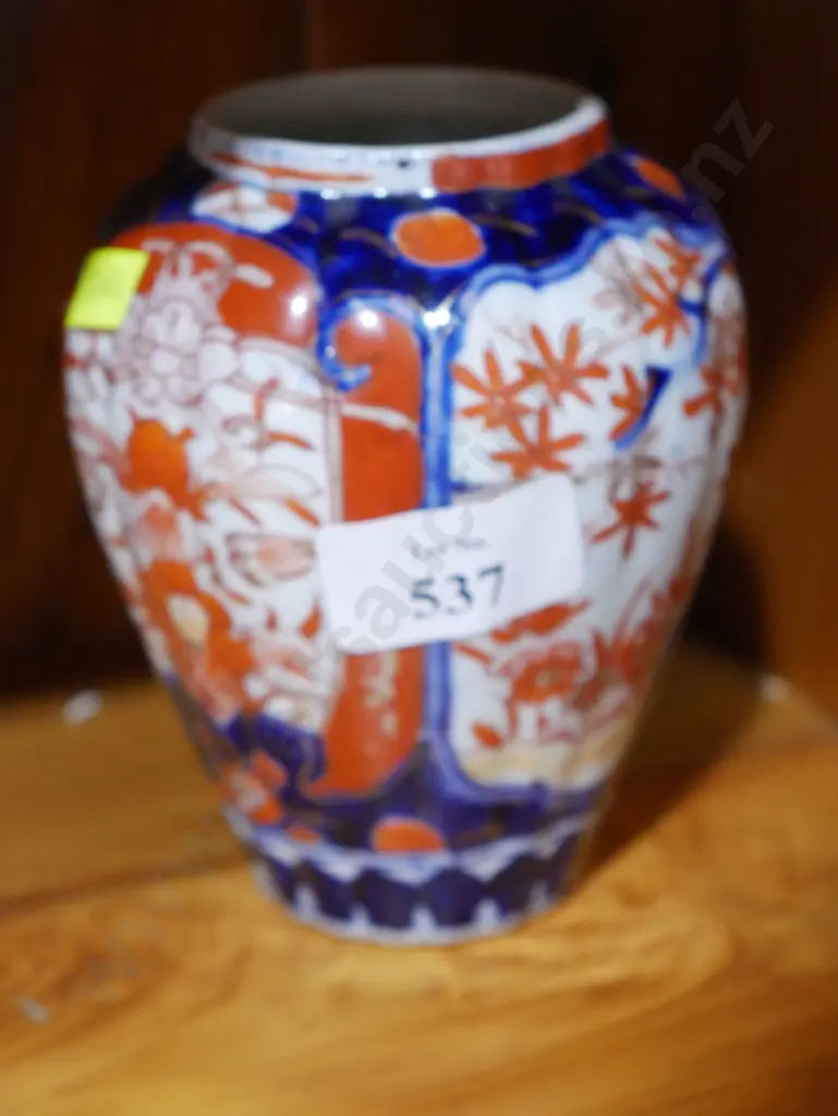 Vase Image 1++