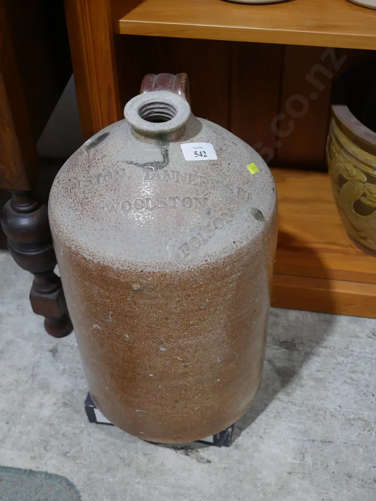 Woolston Tanneries stone bottle Image 1++