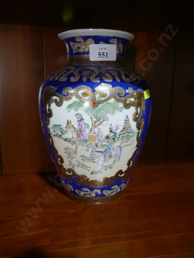 Oriental vase Image 1++