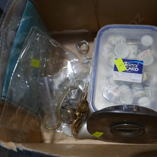 Thimbles, costume jewellery etc