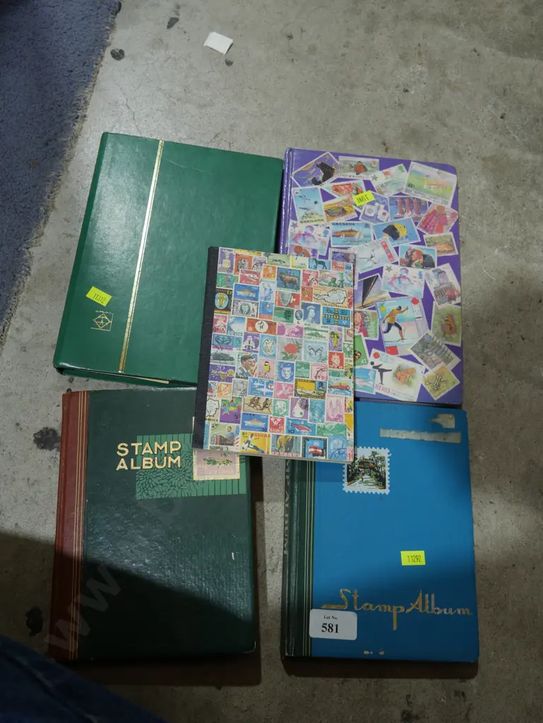 5 stamp albums Image 1++