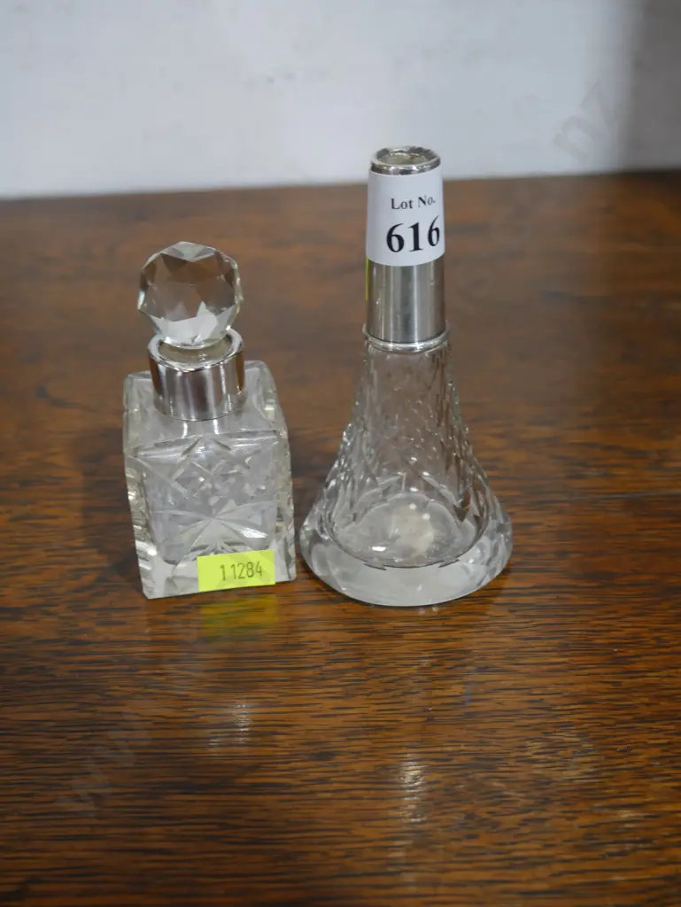2 sterling silver scent bottles Image 1++