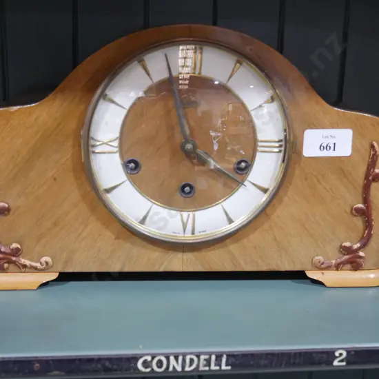 Mantle  clock