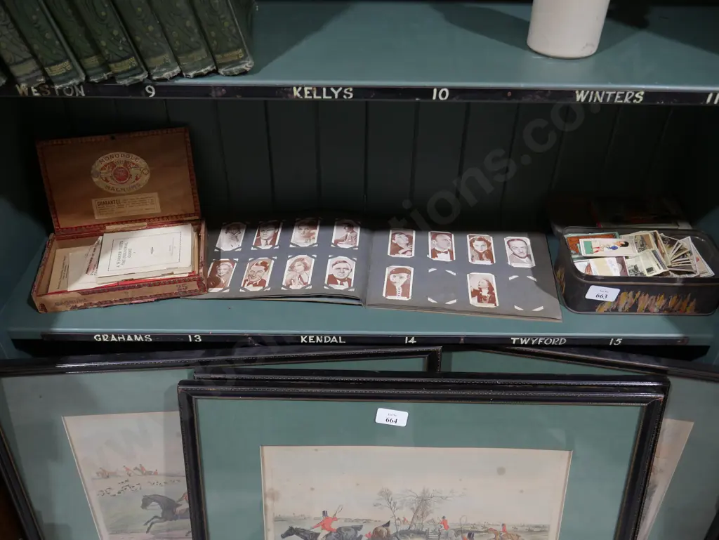 Cigarette cards etc Image 1++