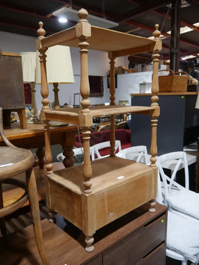 Small bookcase Image 1++