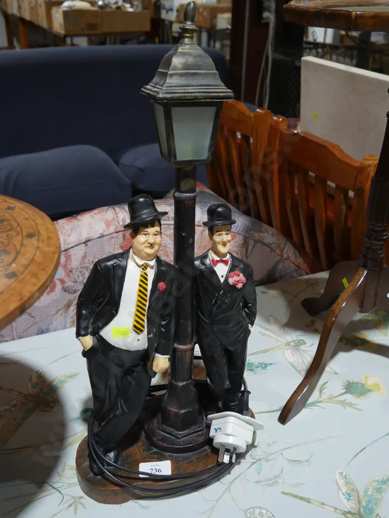 Laurel and Hardy lamp Image 1++