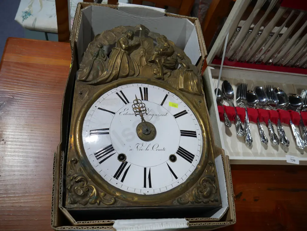 Vintage wall clock Image 1++