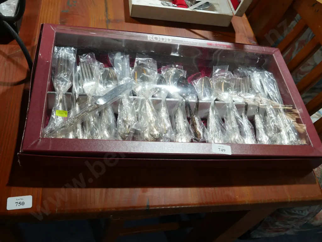 Boxed Rodd cutlery Image 1++