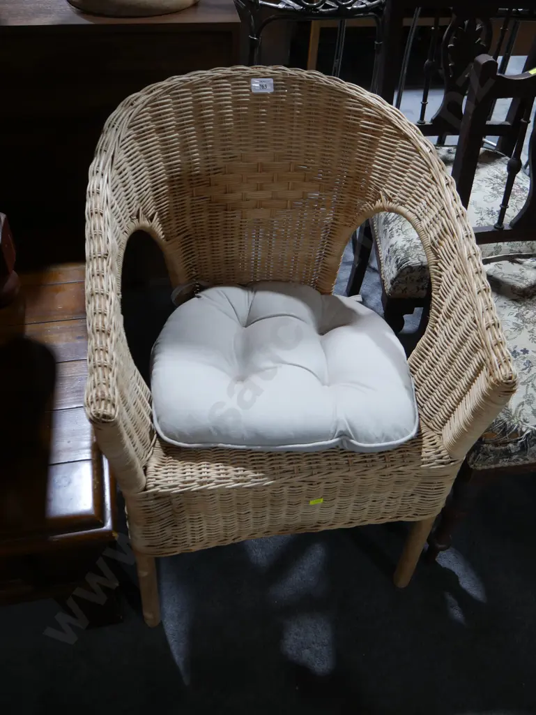 Cane chair Image 1++