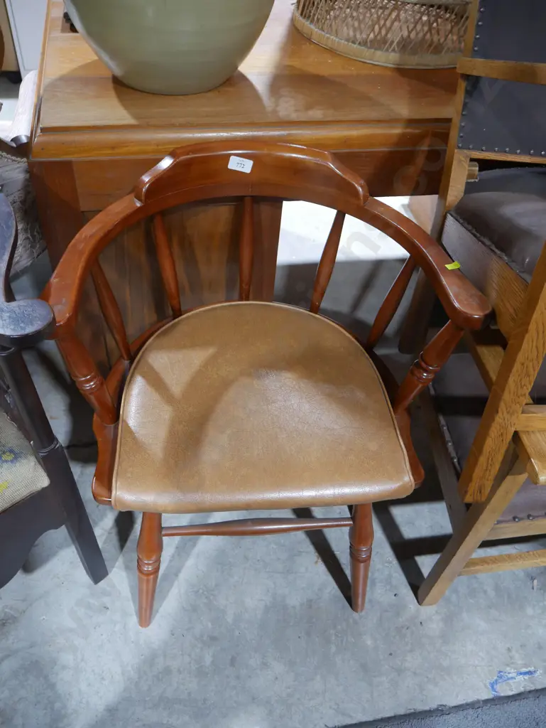 Dining chair Image 1++